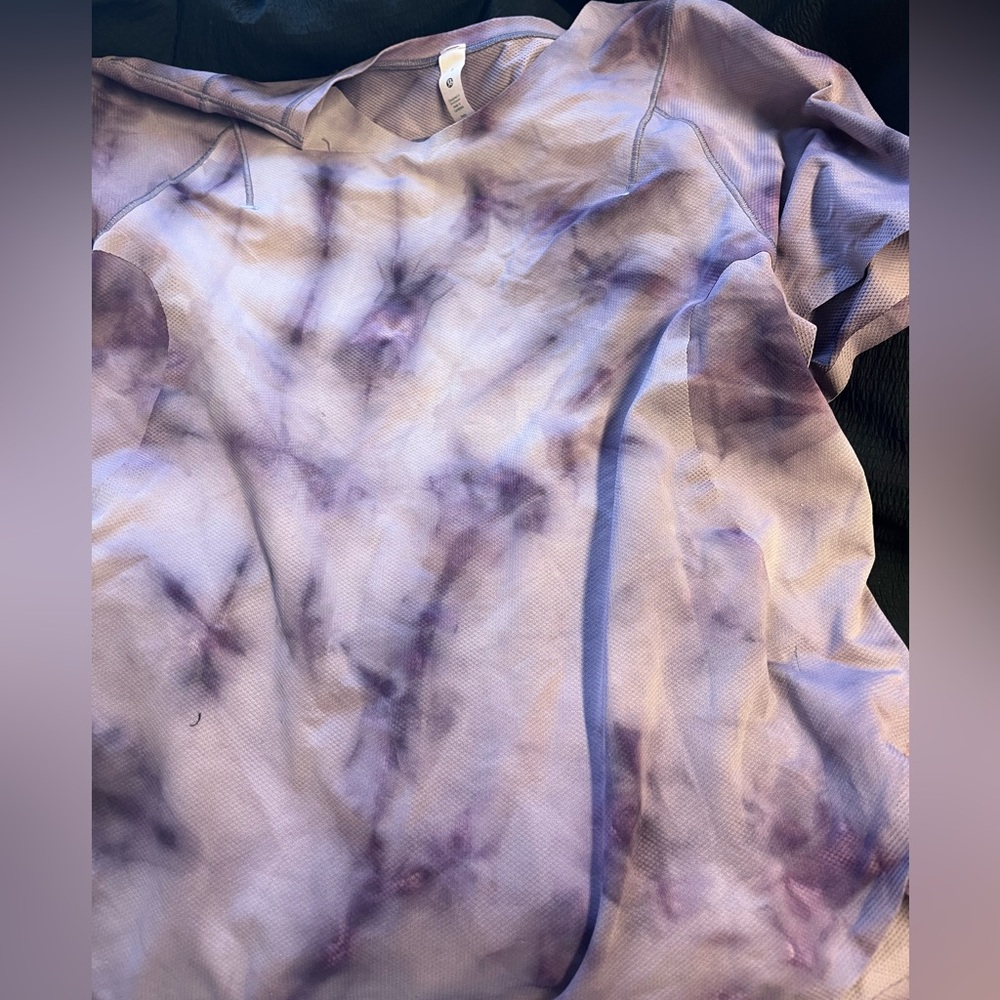 Lululemon athletic shirt, lightweight